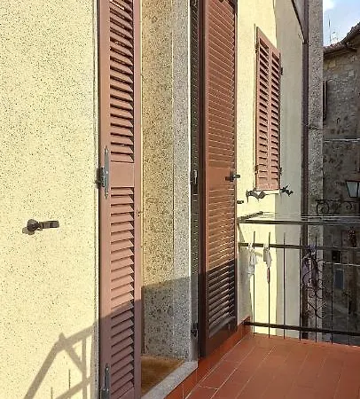 Con 2 In Borgo Medievale Apartment Montegiovi